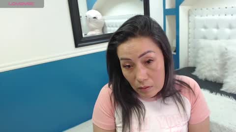 Snapshot of gaby_trent chatting on February 15, 6:23 pm gabriela online show from February 15, 6:23 pm