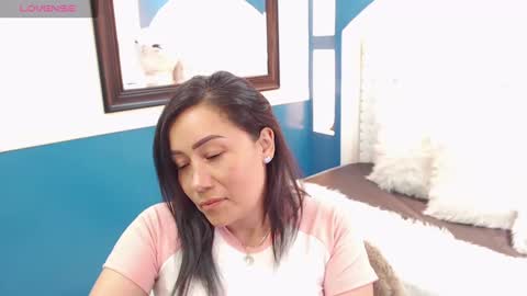 Snapshot of gaby_trent chatting on February 15, 9:26 pm gabriela online show from February 15, 9:26 pm