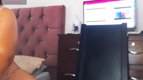 gaby_vegaa online show from February 26, 2:08 am