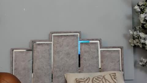 gabyyjones online show from March 4, 11:40 am