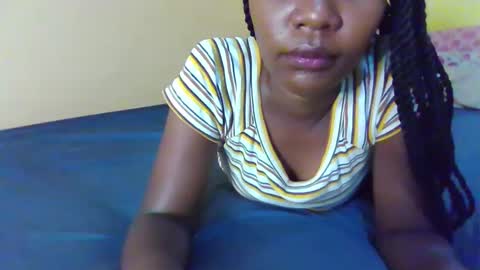 Snapshot of gada_charm chatting on February 20, 9:31 pm Gada online show from February 20, 9:31 pm