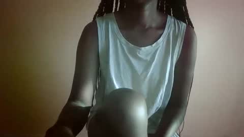 Snapshot of gada_charm chatting on February 27, 2:32 pm Gada online show from February 27, 2:32 pm