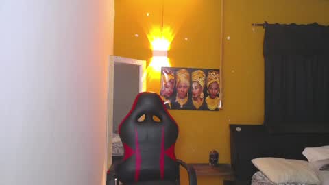 Snapshot of gael__david chatting on February 7, 9:16 am Gael online show from February 7, 9:16 am