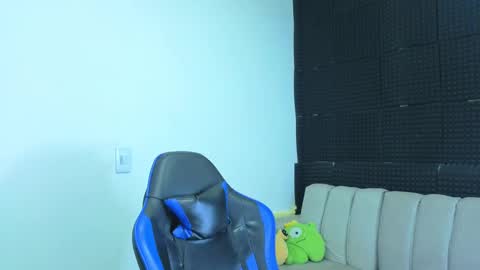 Snapshot of gael__david chatting on September 12, 3:30 am Gael online show from September 12, 3:30 am
