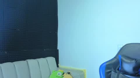 Snapshot of gael__david chatting on September 9, 2:44 am Gael online show from September 9, 2:44 am