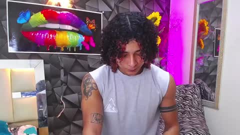 Snapshot of gael__david chatting on February 2, 2:38 am Gael online show from February 2, 2:38 am