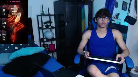 gael_jones online show from September 11, 9:10 am