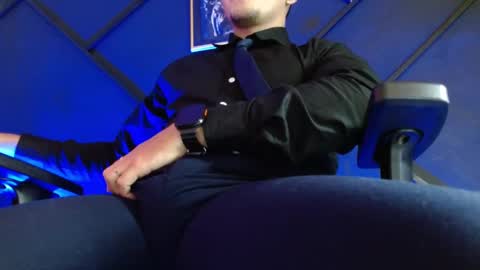 Snapshot of gael_williams4 chatting on February 18, 9:42 pm Gael Williams online show from February 18, 9:42 pm