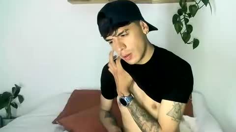 Gael Garca online show from February 20, 5:29 am