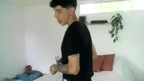 Gael Garca online show from March 1, 8:13 pm