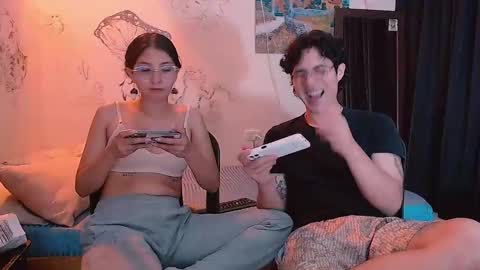 Gaia y Clayde online show from May 14, 9:13 pm