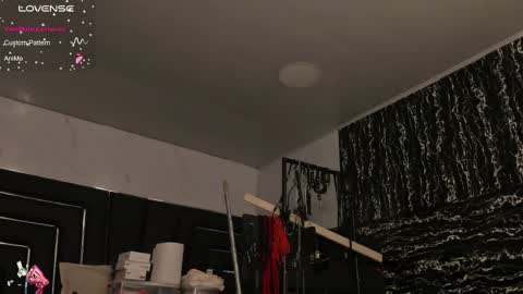 Snapshot of gaiabdsm12 chatting on February 16, 10:32 am GAIABDSM12 online show from February 16, 10:32 am