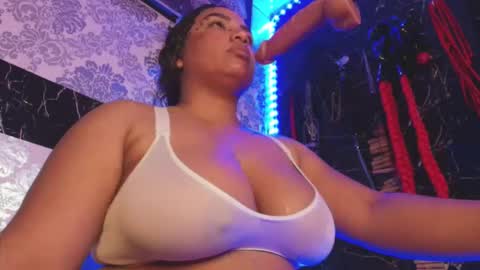 Snapshot of gaiabdsm12 chatting on September 13, 5:37 pm GAIABDSM12 online show from September 13, 5:37 pm