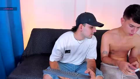 gal_stone_ online show from April 14, 1:09 am