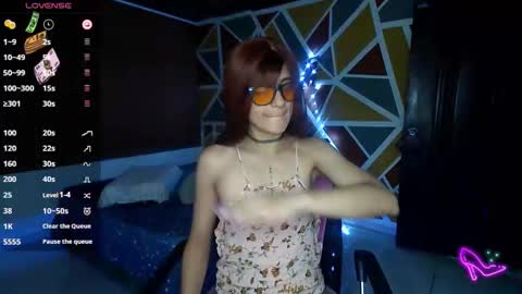 Gala Dimou  online show from September 25, 5:03 am