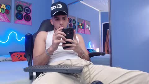 Gabriel online show from October 11, 9:51 pm