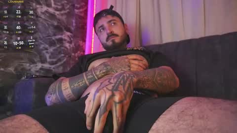 Chris  Dont forget to gift me thumb up Its very important to me and makes me happy AF  online show from March 17, 6:07 am