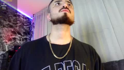 Chris  Dont forget to gift me thumb up Its very important to me and makes me happy AF  online show from September 24, 6:31 am