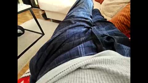garbis11 online show from May 8, 3:06 pm