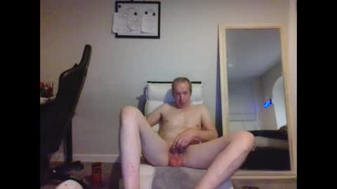 Snapshot of garry6150430 chatting on October 3, 8:50 pm garry6150430 online show from October 3, 8:50 pm
