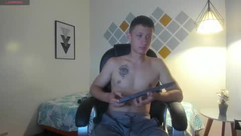 garuo_18 online show from October 31, 3:51 am