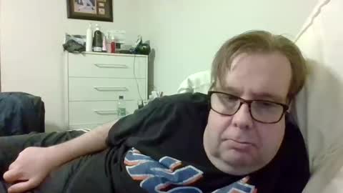 Snapshot of garyg930 chatting on September 21, 4:16 am Gary online show from September 21, 4:16 am