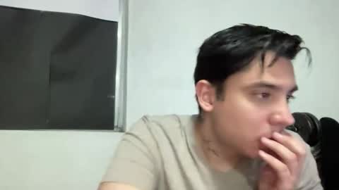 garypinepineapple online show from May 31, 11:31 am
