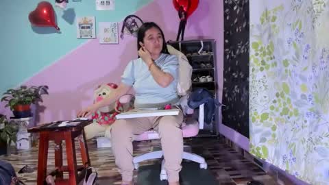 Diana online show from April 9, 11:05 am