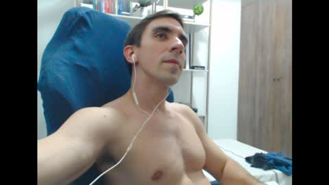 gatosarado23 online show from January 16, 3:45 am