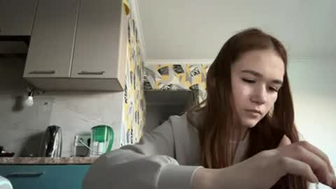 Lana online show from April 27, 1:52 pm