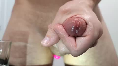 Snapshot of gdx129 chatting on February 7, 9:05 am Gdx00 online show from February 7, 9:05 am