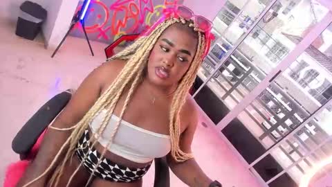 Snapshot of geanna_rose chatting on September 17, 4:43 pm geanna_rose online show from September 17, 4:43 pm