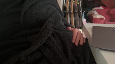 geezerblokeii online show from March 6, 3:22 pm