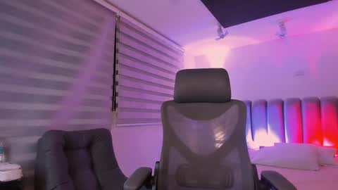 Gemma online show from November 21, 5:05 am