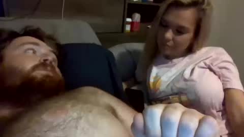 geminincapricorn96 online show from October 19, 1:54 am