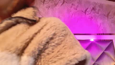 Snapshot of gemma_sm chatting on September 18, 3:10 am Maria online show from September 18, 3:10 am