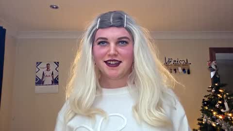 gemmaquinzel online show from November 30, 4:25 pm