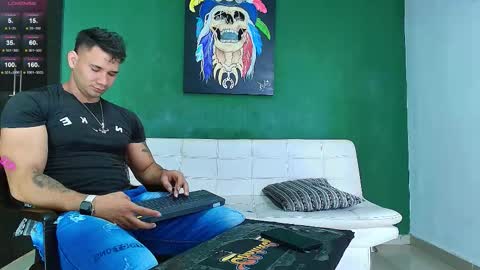 gendersonfit online show from February 8, 2:42 pm