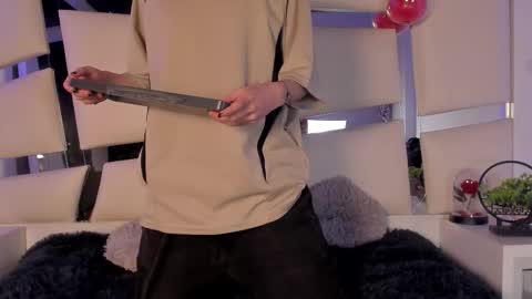 genesis_js online show from January 19, 4:44 am