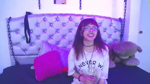 genesis_rea_ online show from January 8, 2:03 pm