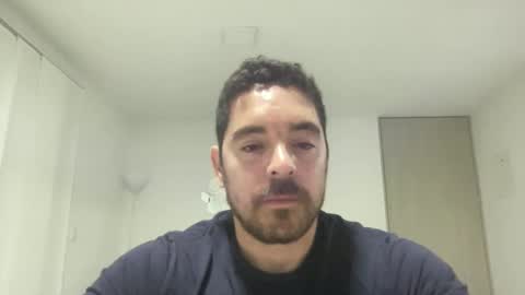 Snapshot of genesis_wb chatting on December 31, 11:17 pm genesis_wb online show from December 31, 11:17 pm