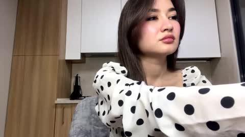 Mulan online show from February 19, 4:06 pm