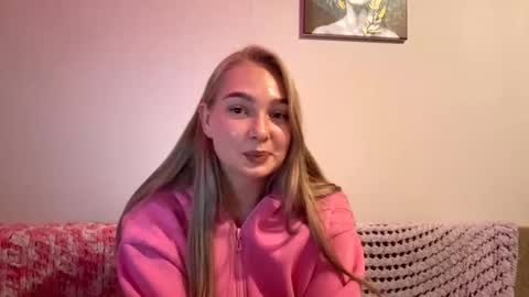 geniaberke online show from October 10, 12:44 pm