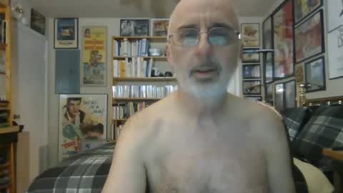 Snapshot of gentcallr chatting on February 21, 10:04 pm Steve online show from February 21, 10:04 pm