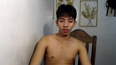 Snapshot of gentlemanlustx chatting on September 15, 1:23 pm Rayl online show from September 15, 1:23 pm