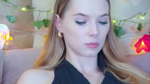 GentleRossi online show from October 8, 8:59 pm