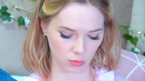 GentleRossi online show from May 12, 8:29 pm