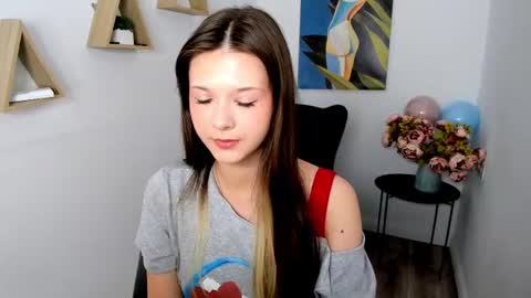 Alice online show from June 12, 11:42 am