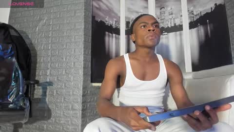 G E O R G E online show from October 22, 3:21 am