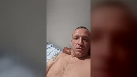 georgemac2405 online show from June 22, 10:06 pm